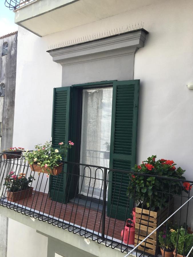 Le Rondini Della Pietrasanta Apartment เนเปิลส์ ภายนอก รูปภาพ