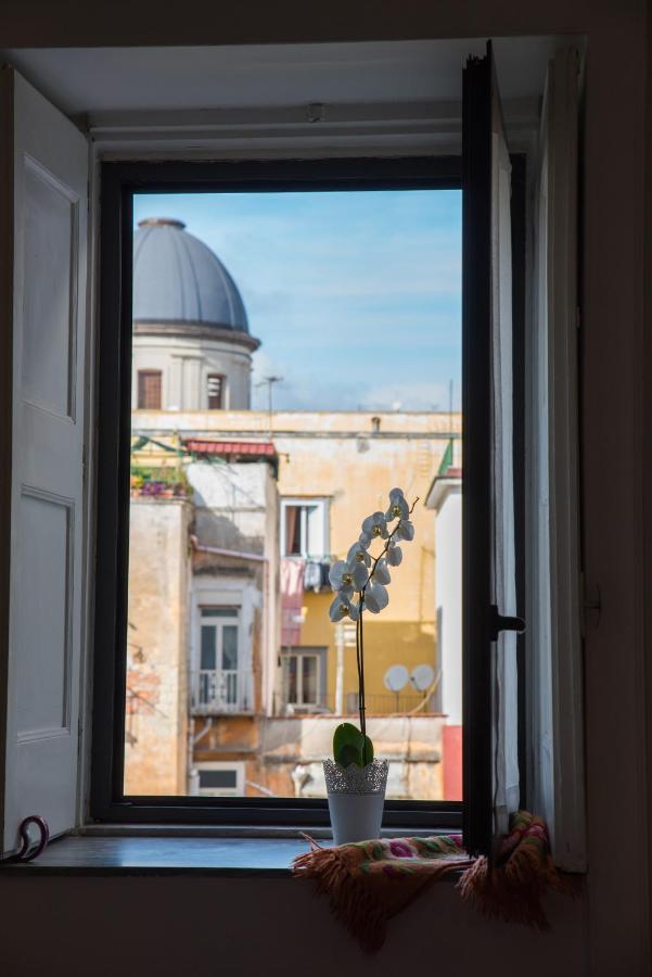 Le Rondini Della Pietrasanta Apartment เนเปิลส์ ภายนอก รูปภาพ