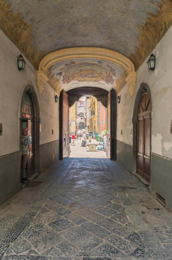 Le Rondini Della Pietrasanta Apartment เนเปิลส์ ภายนอก รูปภาพ